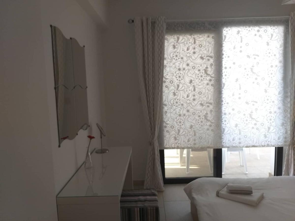 Horizon Luxury Apartment 4 Ларнака Екстер'єр фото